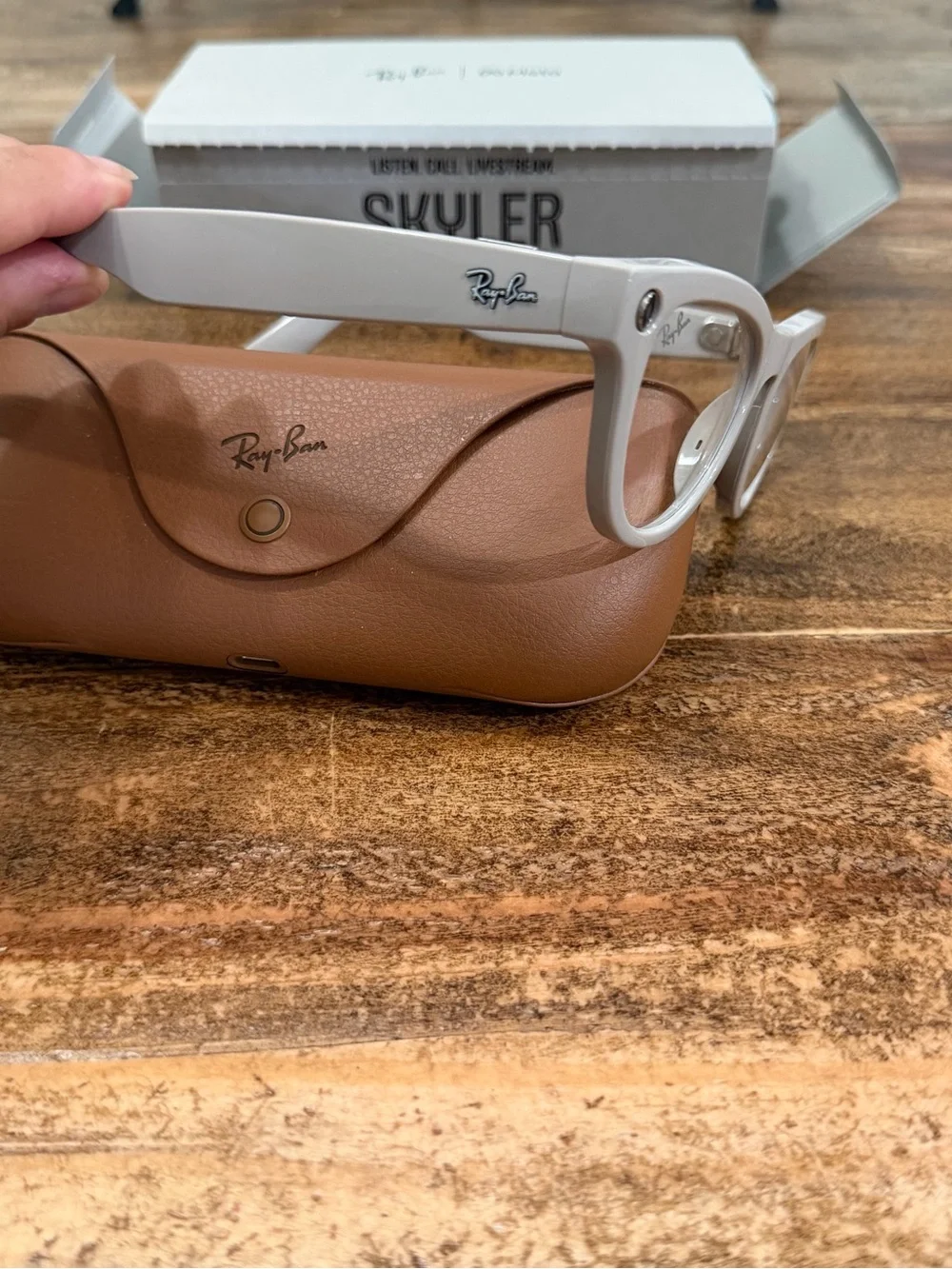 Ray-Ban White Cat-Eye Sunglasses with Brown Case
